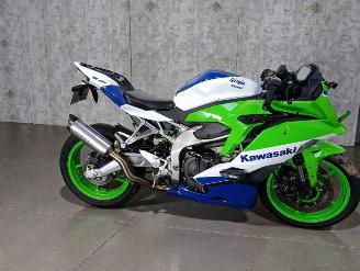 Schade motor Kawasaki ZXR 400  2024/4