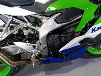 Kawasaki ZXR 400  picture 20