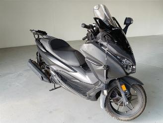 Schade scooter Honda  FORZA 2020/12