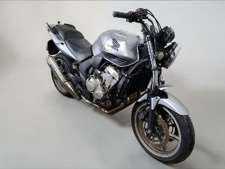 Honda CBF 600  picture 8