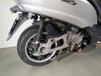 Piaggio  MP3 picture 9