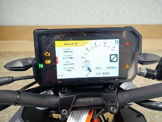 KTM 390 Duke  picture 2