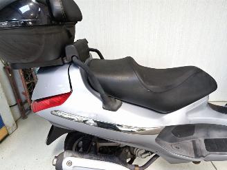 Piaggio XEVO 125  picture 15