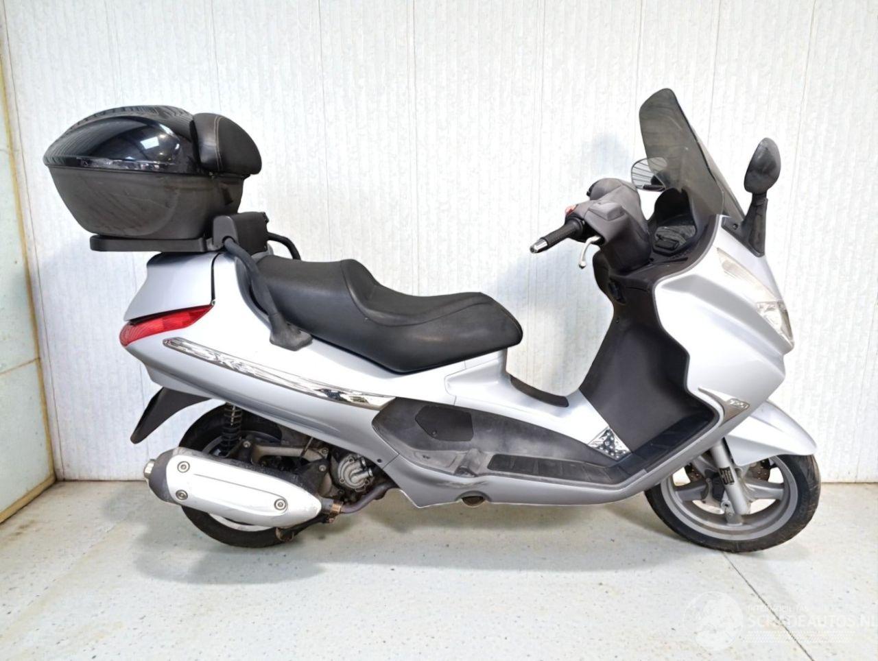 Piaggio XEVO 125 