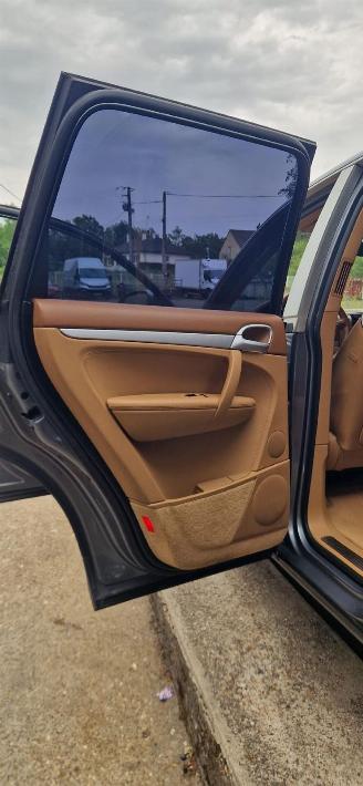 Porsche Cayenne CAYENNE 4.5 I V8 S picture 7