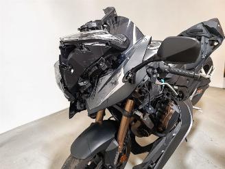 Honda CBR 500 R  picture 15