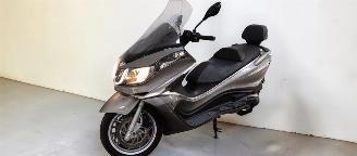 Piaggio X10  picture 3