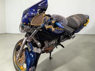 Suzuki Bandit 600  picture 3