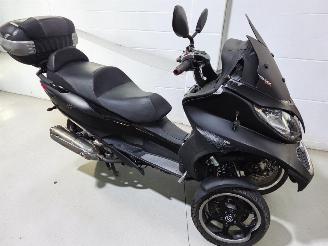 Schade scooter Piaggio  MP3 2014/6
