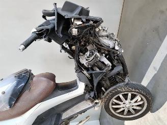 Piaggio  MP3 picture 7