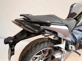 Honda VFR 1200  picture 11