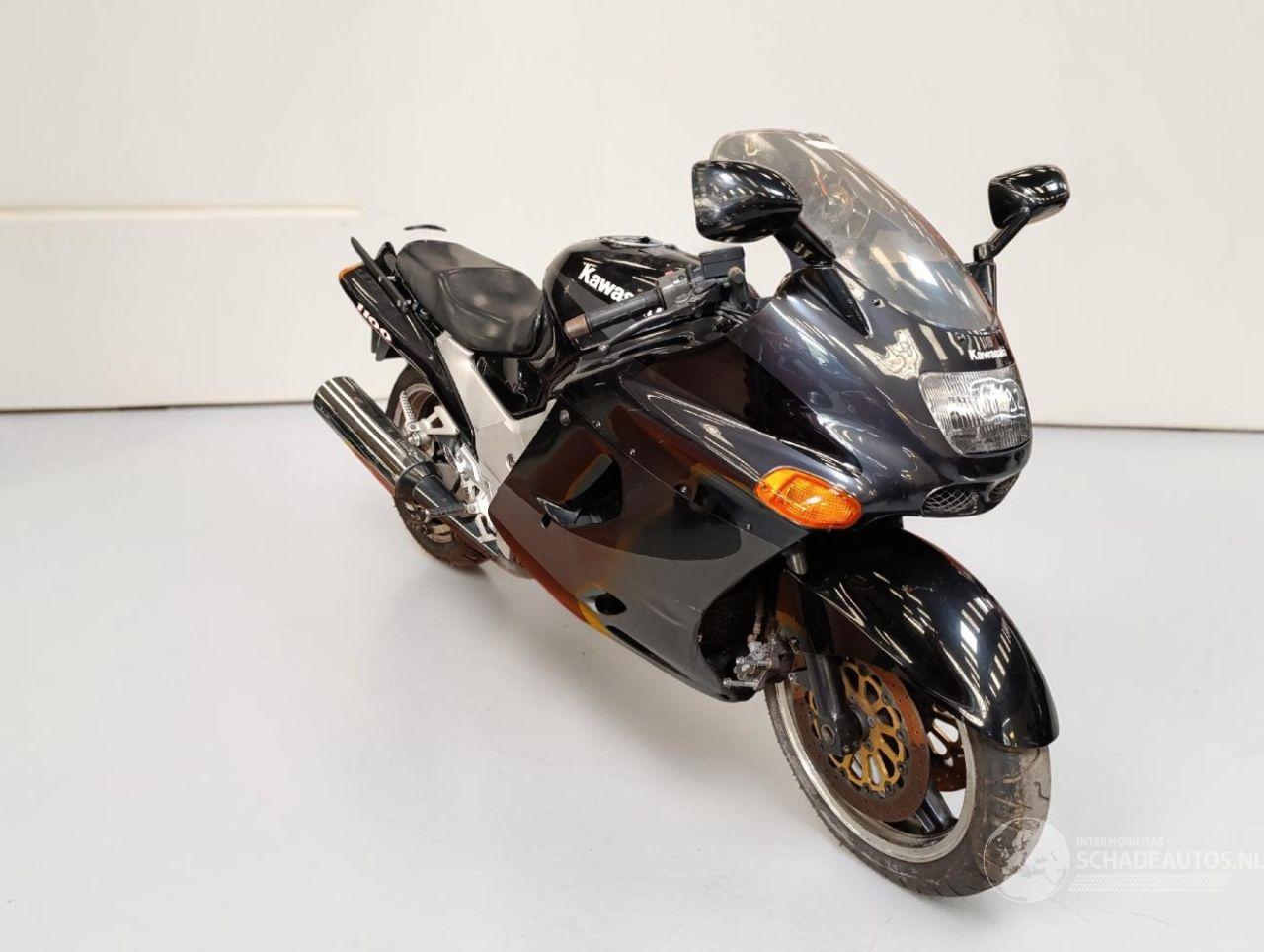 Kawasaki ZZ - R 1100 