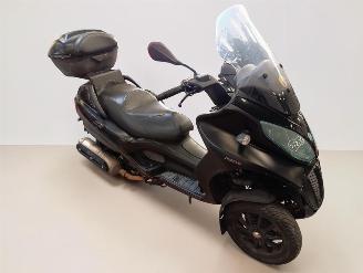 Vaurioauto  scooters Piaggio  MP3 2013/10