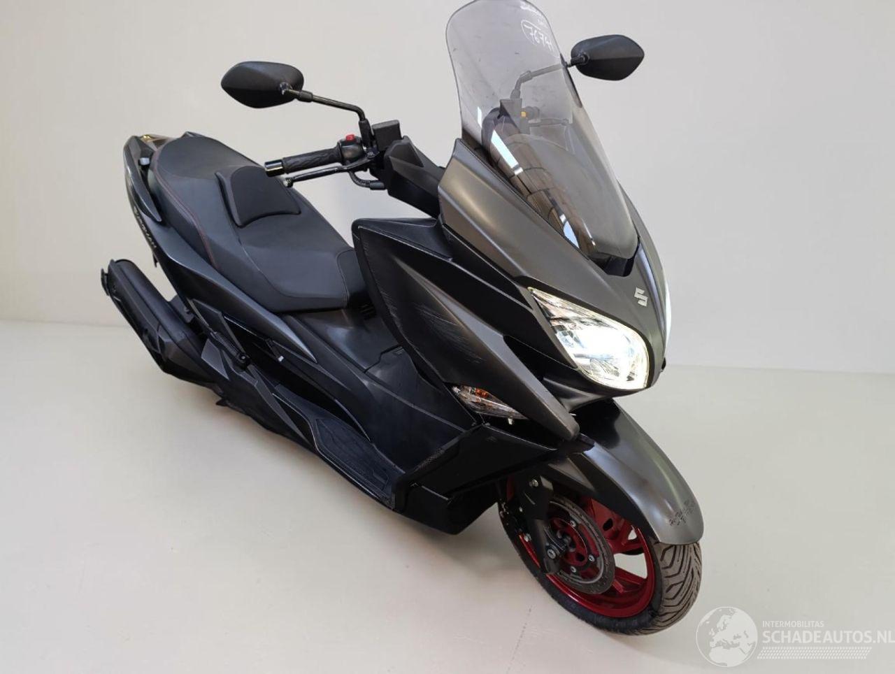 Suzuki  BURGMAN