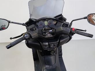 Suzuki  BURGMAN picture 4