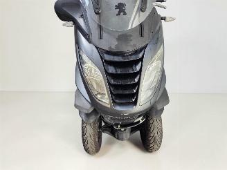 Peugeot  METROPOLIS picture 4