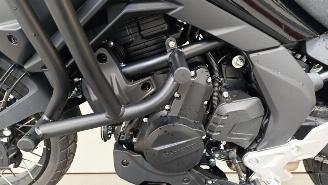 CFMoto  MT picture 14