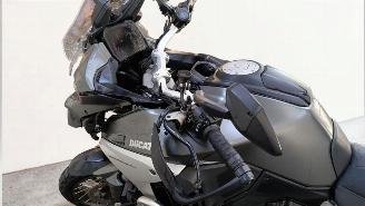 Ducati MTS 1200 V4 picture 6