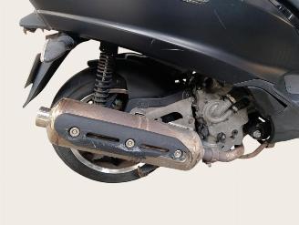 Piaggio  MP3 picture 8
