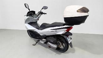 Honda  PCX picture 15