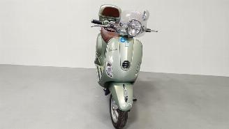 Piaggio  VESPA  LXV picture 7