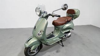 Piaggio  VESPA  LXV picture 10