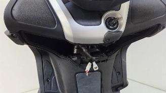 Yamaha Xmax  picture 4
