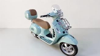 škoda koloběžky Piaggio  GTS VESPA 2020/6