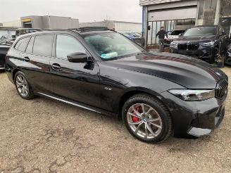 BMW 3-serie 0e xDrive M Sport Touring*HEAD-UP - PANO -AHK* picture 2