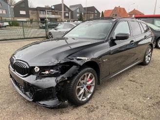 BMW 3-serie 0e xDrive M Sport Touring*HEAD-UP - PANO -AHK* picture 9