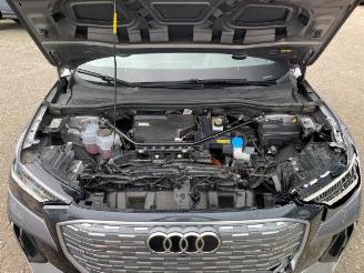 Audi Q4 e-tron 40 S-Line *PANO - NAVI - LEDER* picture 12