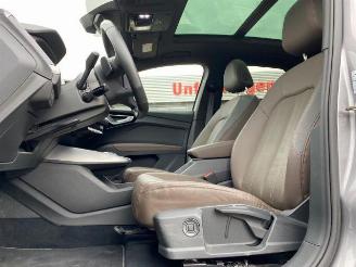 Audi Q4 e-tron 40 S-Line *PANO - NAVI - LEDER* picture 14