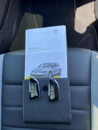 Volkswagen Golf GTI Clubsport*PANO - NAVI - KAM* picture 19
