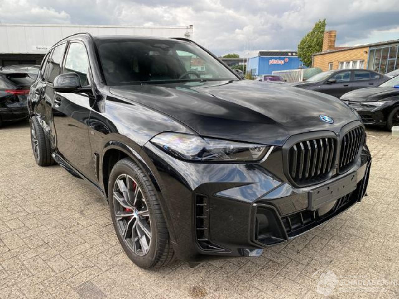 BMW X5 xDrive50e M Sport*HEAD-UP - PANO - NAVI -KAM*