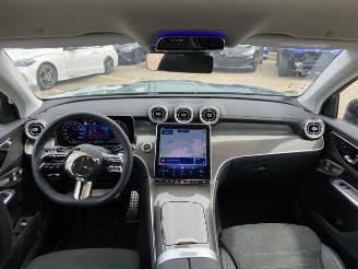 Mercedes GLC 300de 4Matic AMG Line Advanced Plus picture 17