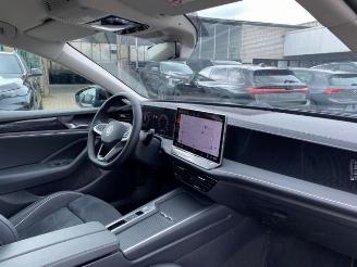 Volkswagen Passat Variant Business 1.5 TSI eHybrid picture 18
