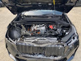 BMW iX1 xDrive30 M Sport *HEAD-UP - NAVI - AHK -KAM* picture 13