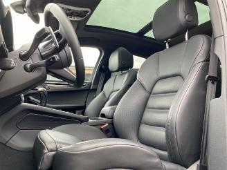 Porsche Macan S *PANO - BOSE - LUFTFEDER - AHK - KAM* picture 14