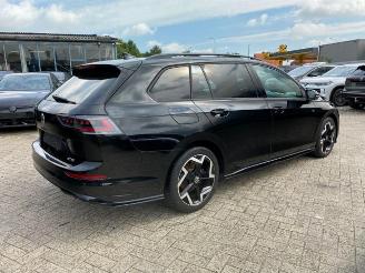 Volkswagen Golf Variant 1.5 eTSI DSG R-Line *NAVI - MATRIX* picture 2