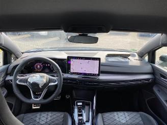 Volkswagen Golf Variant 1.5 eTSI DSG R-Line *NAVI - MATRIX* picture 17