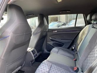 Volkswagen Golf Variant 1.5 eTSI DSG R-Line *NAVI - MATRIX* picture 16