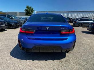 BMW 3-serie 0e xDrive M Sport *NAVI - AHK - KAM* picture 12
