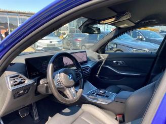 BMW 3-serie 0e xDrive M Sport *NAVI - AHK - KAM* picture 14
