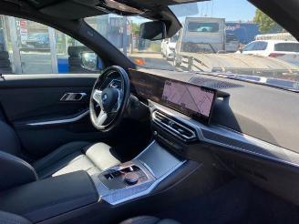 BMW 3-serie 0e xDrive M Sport *NAVI - AHK - KAM* picture 18