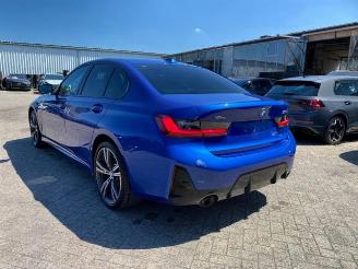 BMW 3-serie 0e xDrive M Sport *NAVI - AHK - KAM* picture 11