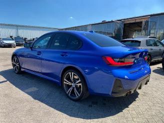 BMW 3-serie 0e xDrive M Sport *NAVI - AHK - KAM* picture 10