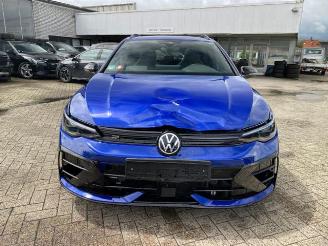 Volkswagen Golf R Variant 4Motion *KAM - AHK - NAV - PANO* picture 6