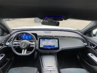 Mercedes E-klasse 300 T dition AMG Lin *NAVI - AHK - KAM* picture 17