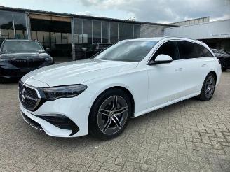 Mercedes E-klasse 300 T dition AMG Lin *NAVI - AHK - KAM* picture 10