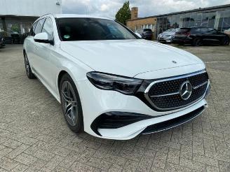 Mercedes E-klasse 300 T dition AMG Lin *NAVI - AHK - KAM* picture 2